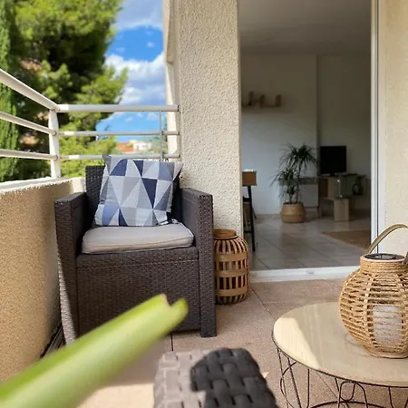 Centre Ville, Parking Prive Appartement